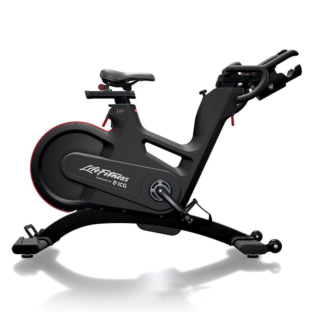 Peloton Bike oferuje lepsze streamowanie zajęć, podczas gdy NordicTrack S22i zapewnia większą różnorodność treningów